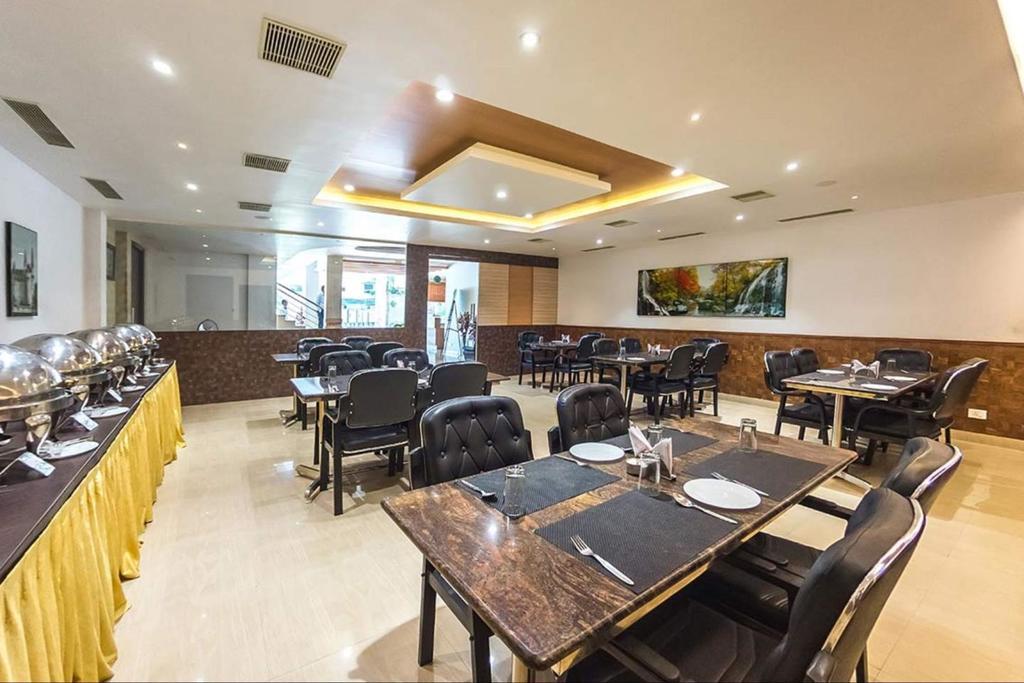Готель King Paradise Tiruchirappalli Екстер'єр фото