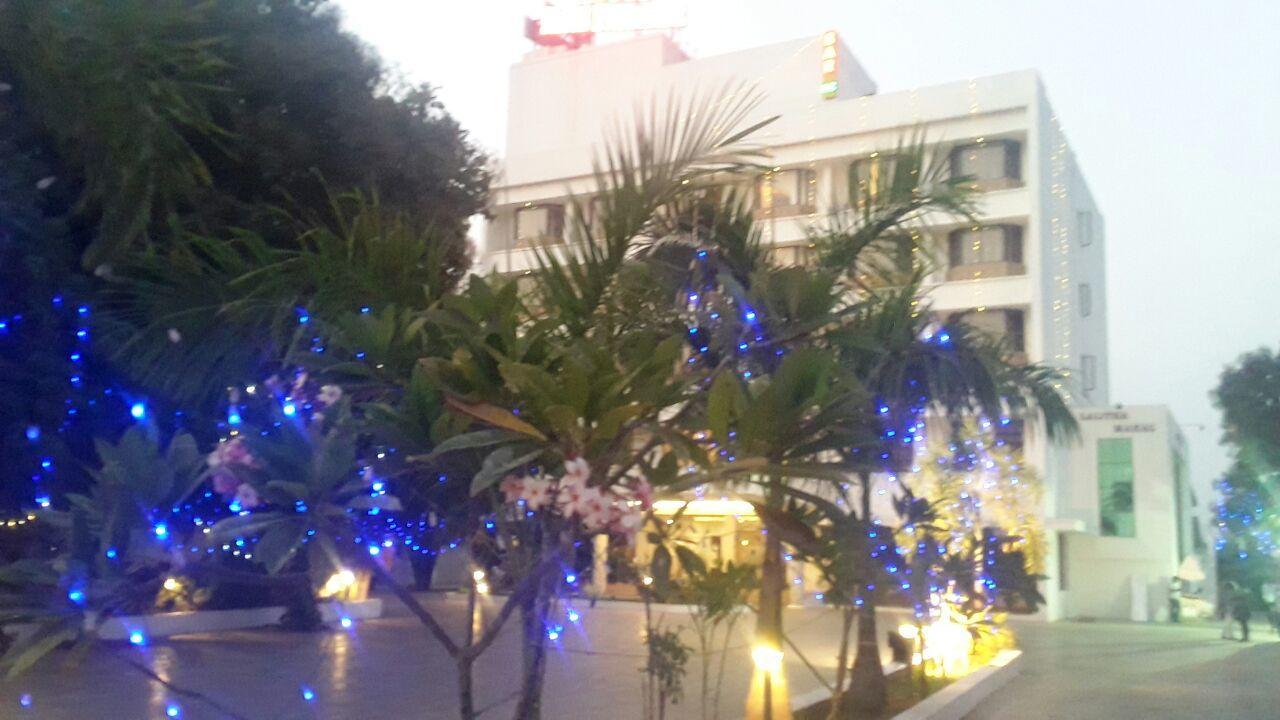 Готель King Paradise Tiruchirappalli Екстер'єр фото
